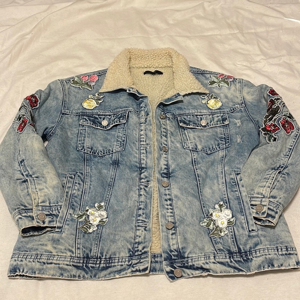 Winter Jean Jacket with Floral Details size 6